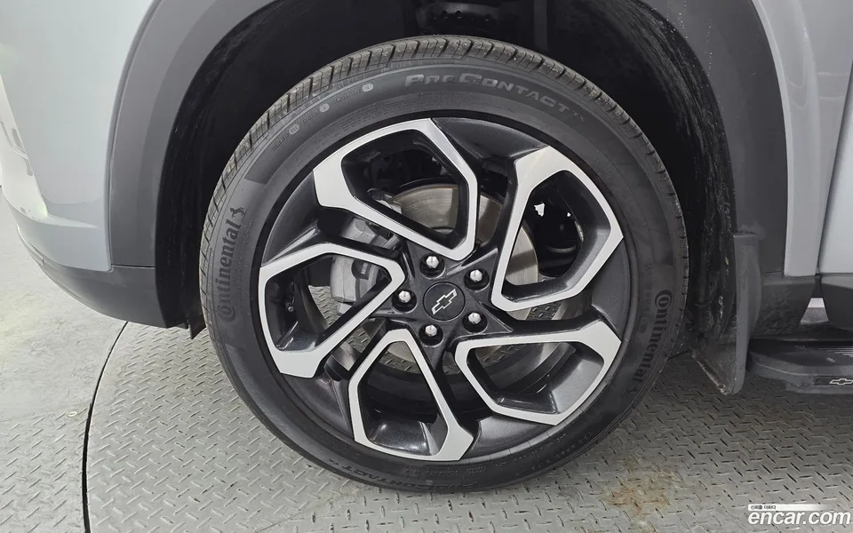 Chevrolet Trax Crossover 1.2 RS 2024 — миниатюра 5