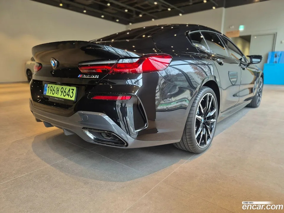 BMW 8 Series M850i xDrive 2025 — миниатюра 2