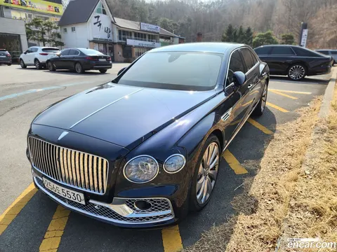 Bentley Flying Spur 2022 купить в Москве