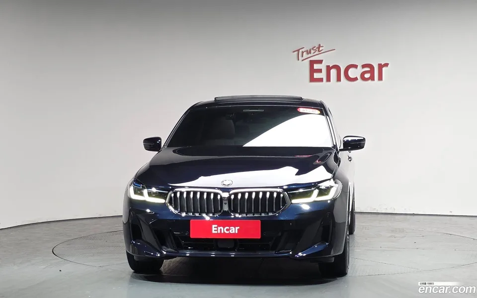 BMW 6 Series GT 630i xDrive M 2024 — миниатюра 3