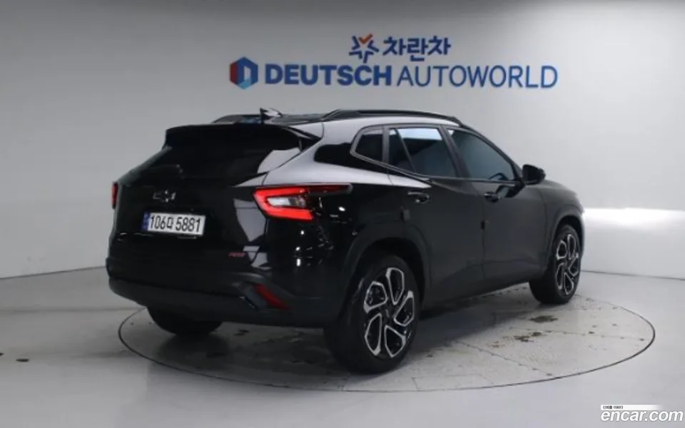 Chevrolet Trax Crossover 1.2 RS 2023 — миниатюра 2