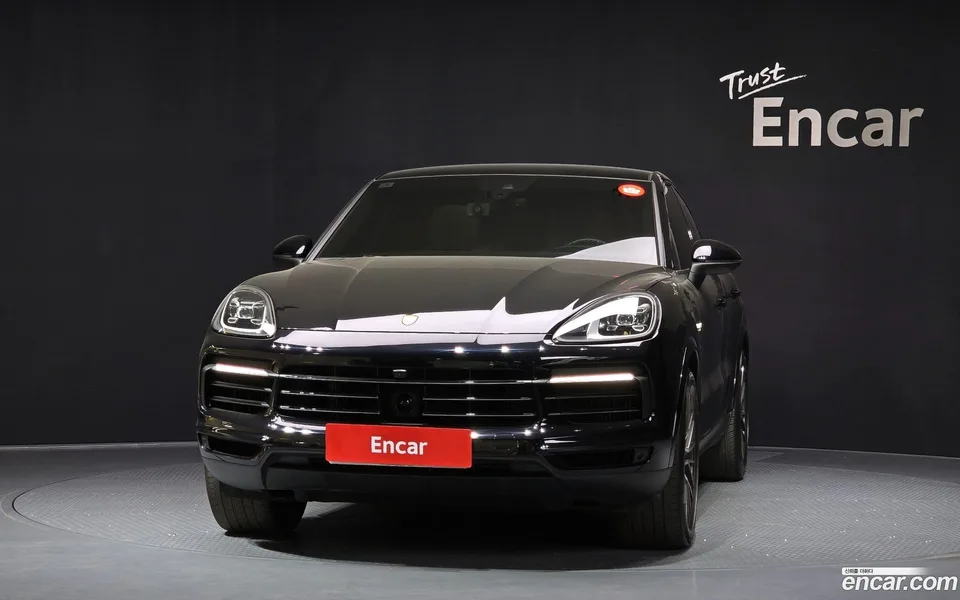 Porsche Cayenne 3.0 E- 2022 — миниатюра 3