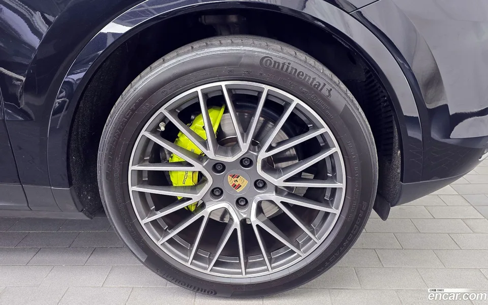 Porsche Cayenne 3.0 E- 2022 — миниатюра 5