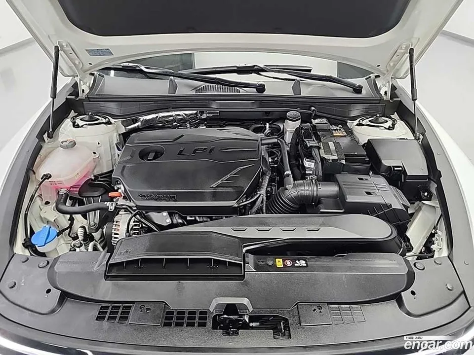 Hyundai Sonata The Edge 2.0 LPG 2023 — миниатюра 5