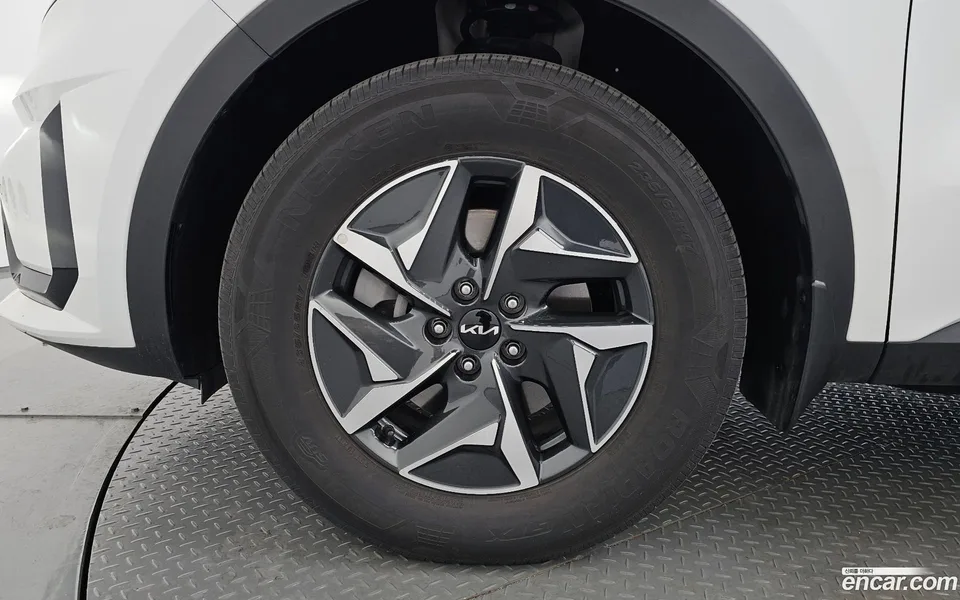 Kia Sorento HEV 1.6 2WD 2022 — миниатюра 5