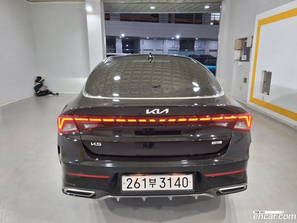 Kia K5 Hybrid 2023 — миниатюра 4