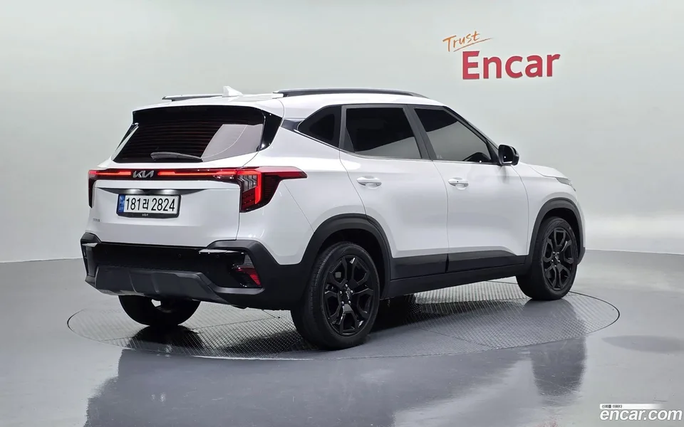 Kia Seltos 1.6 2WD 2022 — миниатюра 2