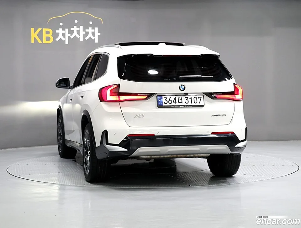 BMW X1 xDrive 20i xLine 2024 — миниатюра 4