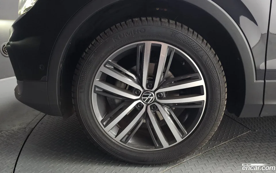 Volkswagen Tiguan 2.0 TDI 4 2022 — миниатюра 5