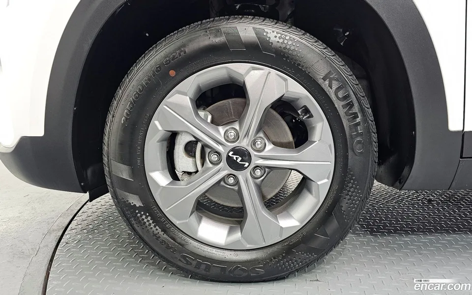 Kia Seltos 2.0 2WD 2023 — миниатюра 5
