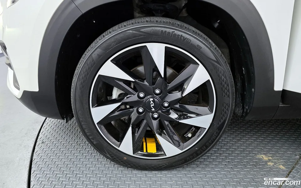 Kia Seltos 1.6 4WD 2022 — миниатюра 5