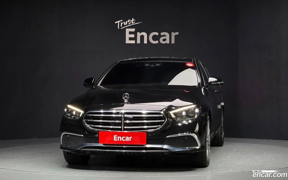 Mercedes-Benz E-Class E350 4MATIC 2023 — миниатюра 3