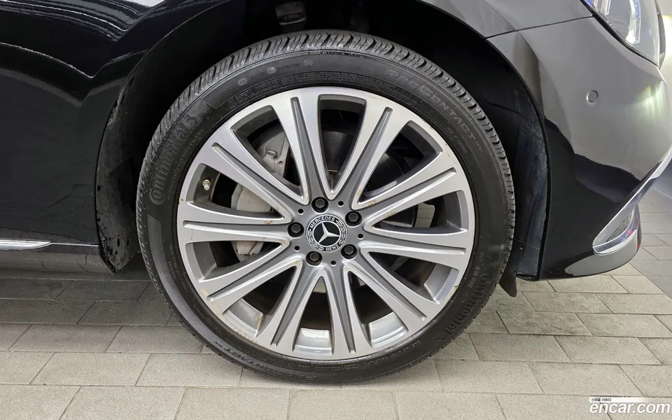 Mercedes-Benz E-Class E350 4MATIC 2023 — миниатюра 5