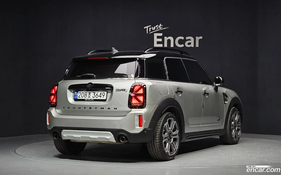 MINI Cooper S Countryman ALL4 2023 — миниатюра 2