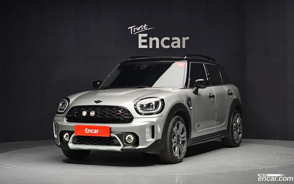 MINI Cooper S Countryman ALL4 2023 — фото 1, купить с доставкой в Москву