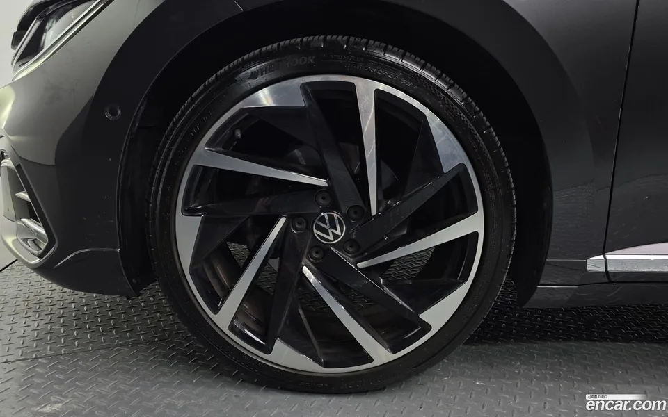 Volkswagen Arteon 2.0 TDI R-LINE 4 2022 — миниатюра 5