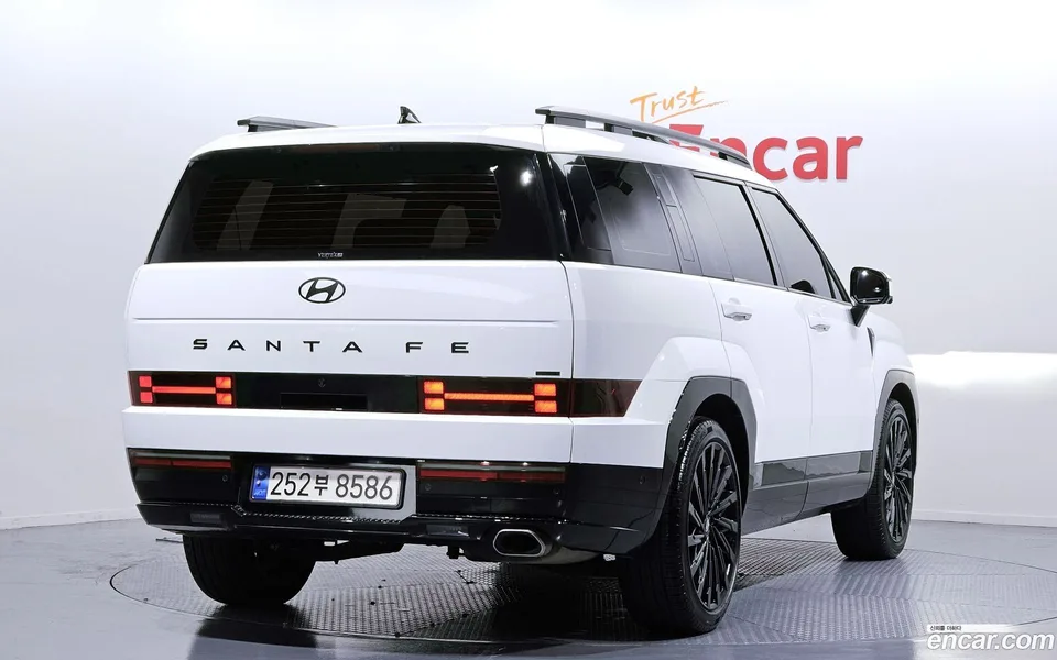 Hyundai SantaFe 2.5T 4WD 2024 — миниатюра 2