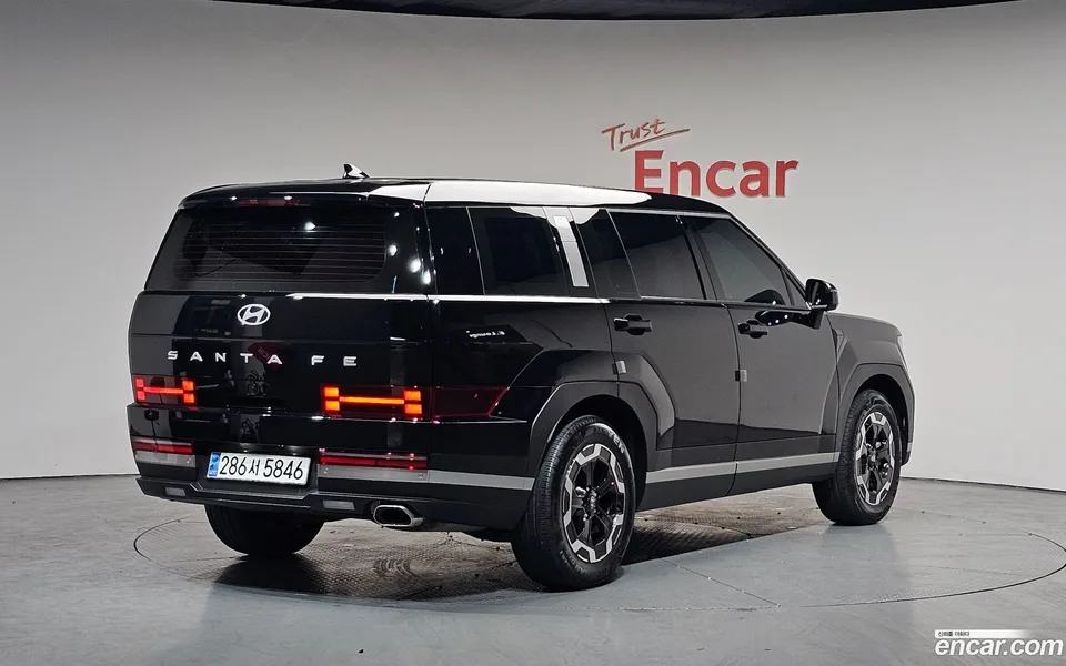 Hyundai SantaFe 2.5T 2WD 2024 — миниатюра 2