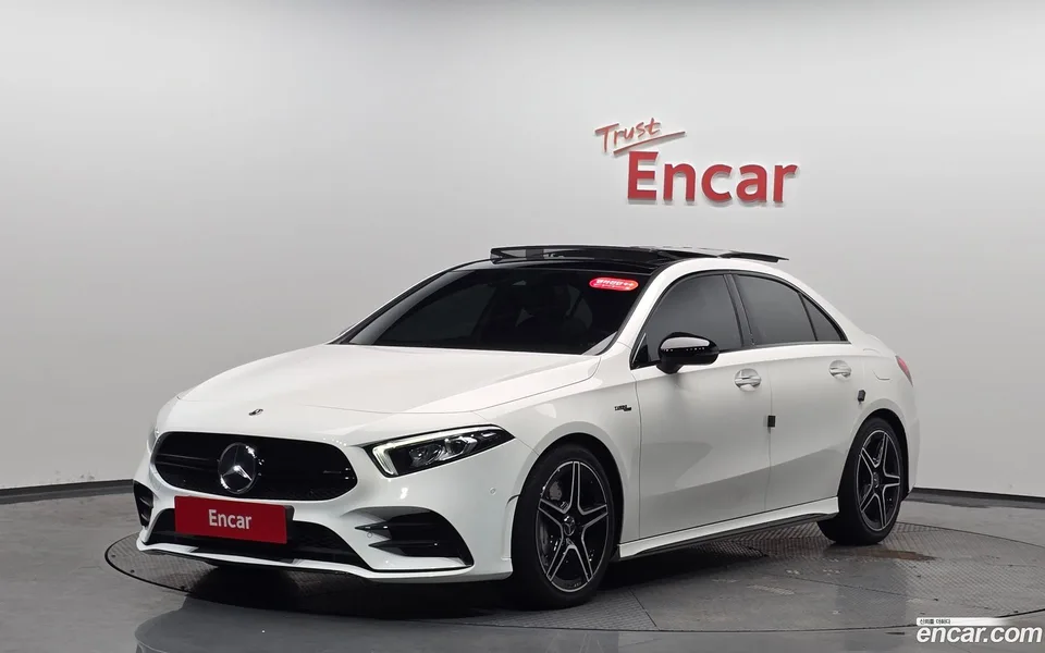Mercedes-Benz A-Class AMG A35 4MATIC 2022 — фото 1, купить с доставкой в Москву