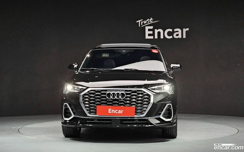 Audi Q3 35 TDI 2023 — миниатюра 3