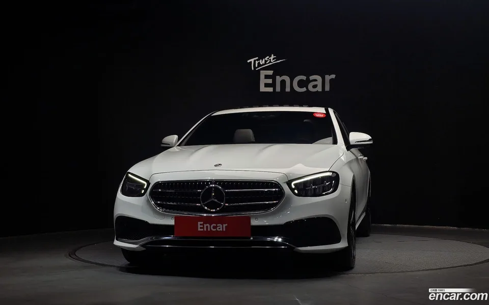 Mercedes-Benz E-Class E250 2022 — миниатюра 3