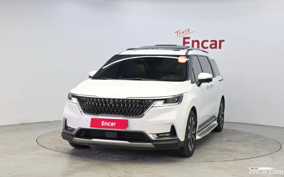 Kia Carnival 7 2023 — миниатюра 3