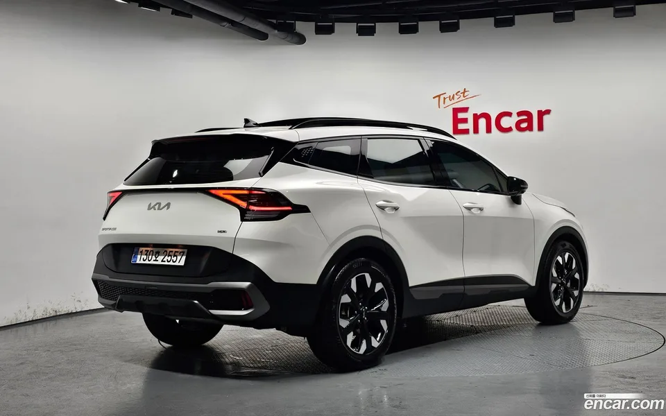 Kia Sportage 1.6 4WD 2023 — миниатюра 2