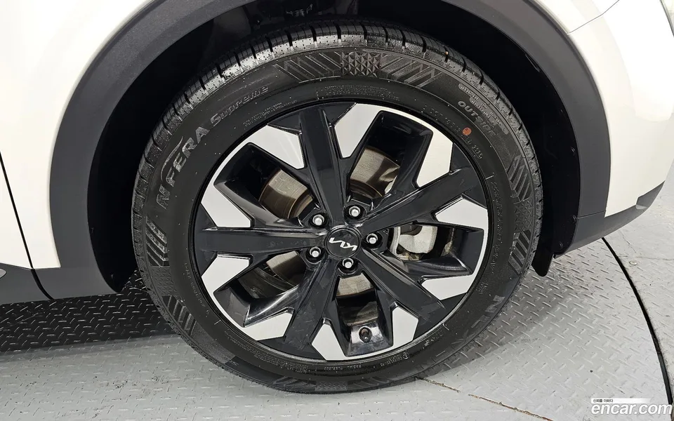 Kia Sportage 1.6 4WD 2023 — миниатюра 5