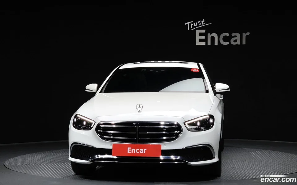 Mercedes-Benz E-Class E250 2023 — миниатюра 3
