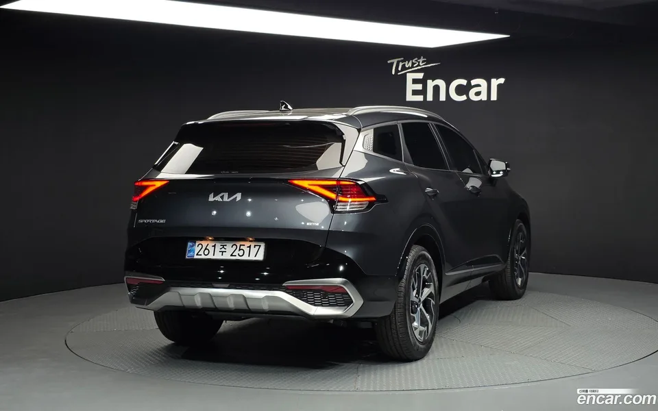 Kia Sportage Hybrid 2WD 2024 — миниатюра 2