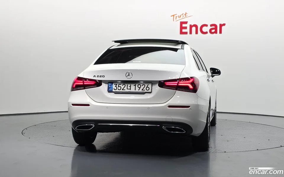 Mercedes-Benz A-Class A220 2022 — миниатюра 4