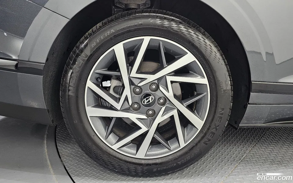 Hyundai Grandeur 2.5 2WD 2023 — миниатюра 5