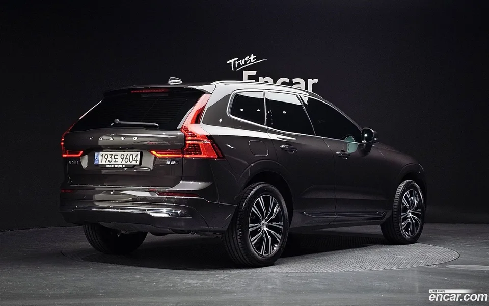 Volvo XC60 B5 2022 — миниатюра 2
