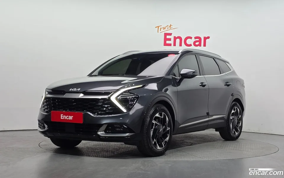 Kia Sportage 2.0 2WD 2022 — фото 1, купить с доставкой в Москву