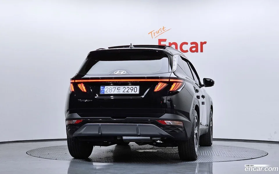 Hyundai Tucson 2.0 2WD 2023 — миниатюра 4