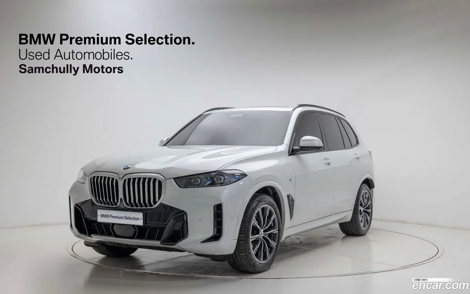 BMW X5 xDrive 30d M 2024 — фото 1, купить с доставкой в Москву