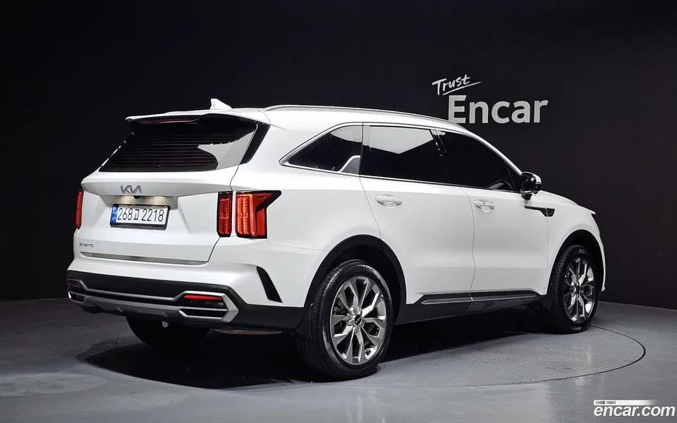 Kia Sorento 2.2 2WD 2023 — миниатюра 2