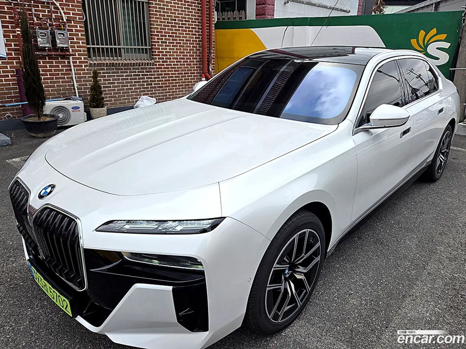 BMW 7 Series 740i xDrive M 2026 — миниатюра 2