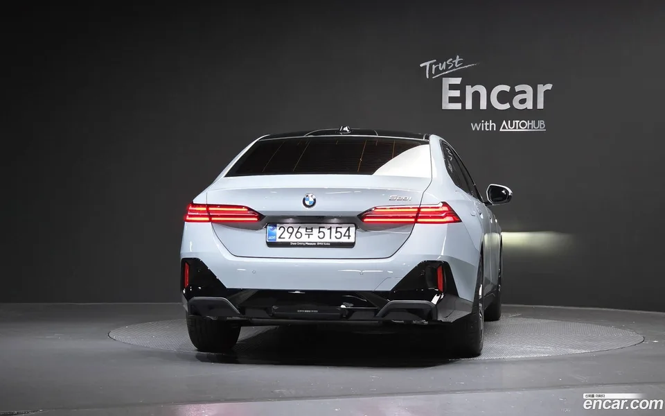 BMW 5 Series 520i M 2025 — миниатюра 4