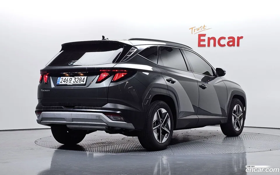 Hyundai Tucson NX4 1.6 2WD 2024 — миниатюра 2