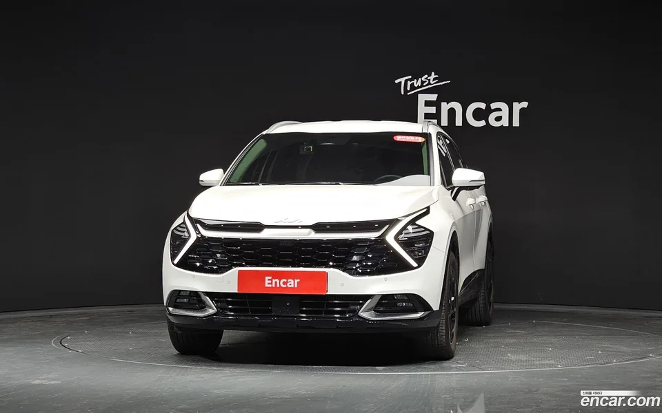 Kia Sportage 1.6 2WD 2023 — миниатюра 3
