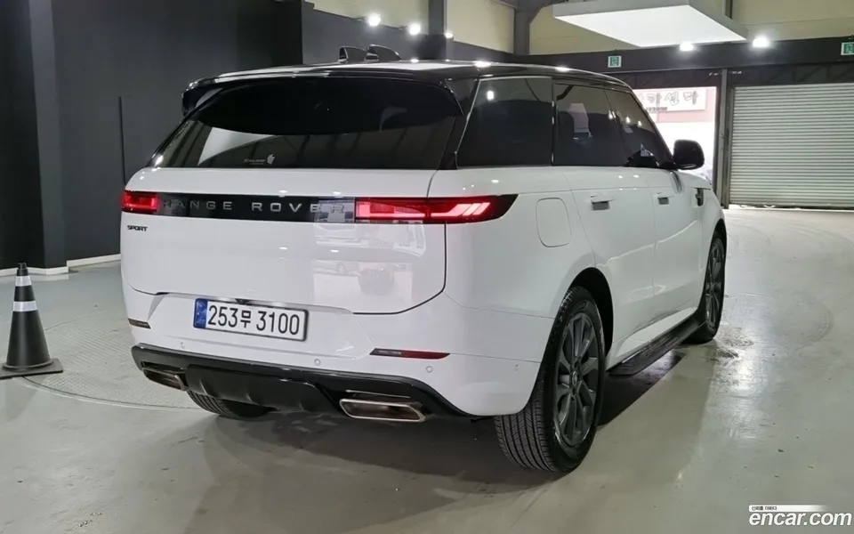 Land Rover Range Rover Sport P360 SE 2025 — миниатюра 3