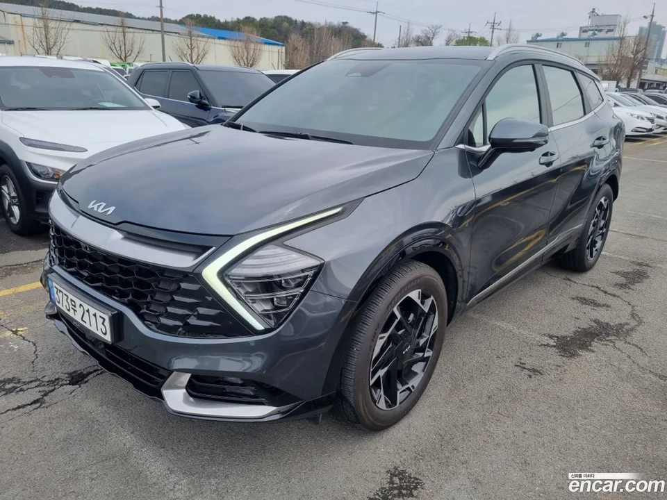 Kia Sportage 1.6 2WD 2023 — фото 1, купить с доставкой в Москву