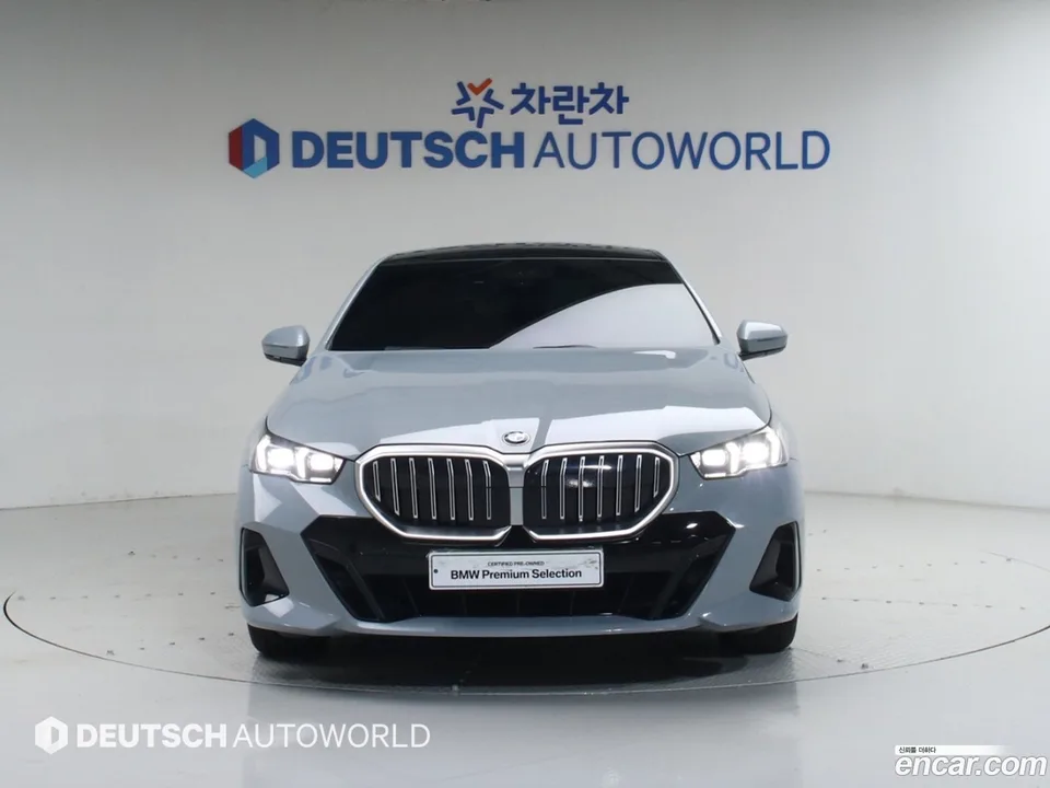 BMW 5 Series 523d M 2023 — миниатюра 3