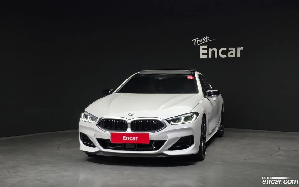 BMW 8 Series M850i xDrive 2023 — миниатюра 3