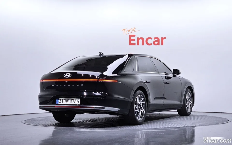 Hyundai Grandeur 2.5 2WD 2024 — миниатюра 2