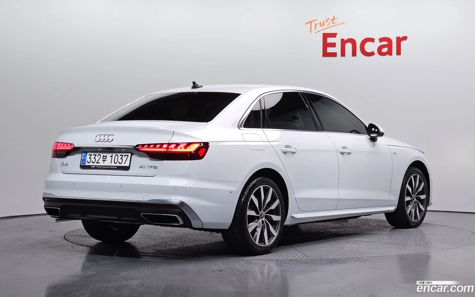 Audi A4 40 TFSI 2023 — миниатюра 2
