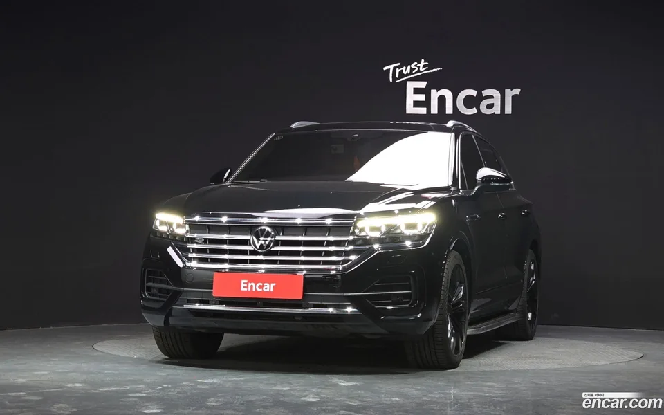 Volkswagen Touareg 3.0 TDI R-Line 2023 — миниатюра 3
