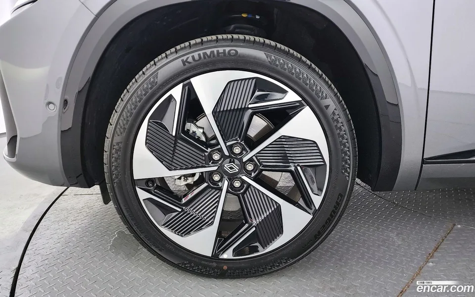 Renault Samsung Grand Koleos 1.5 E-TECH 2WD 2024 — миниатюра 5