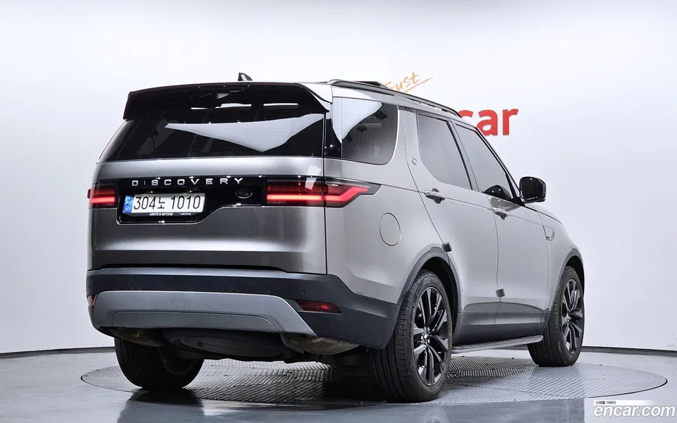 Land Rover Discovery D250 SE 2023 — миниатюра 2